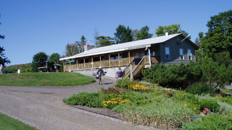 Huntsville Downs GC: The clubhouse