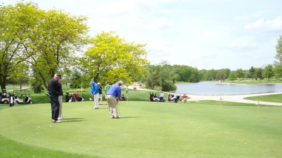 Auglaize GC: putting green 