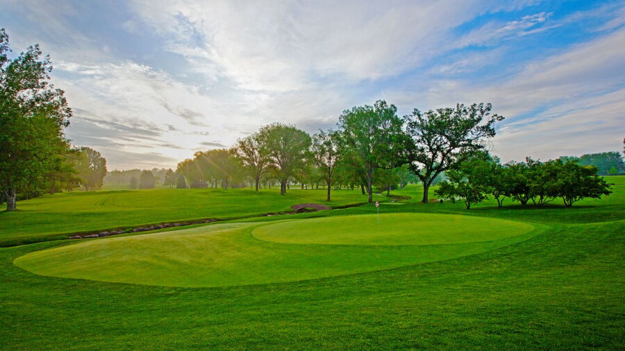 Eighteen Hole at Cherry Hills CC: #13