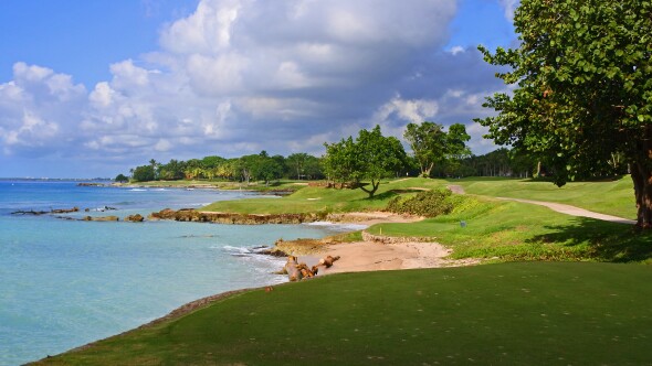 Teeth of the Dog - 5th hole