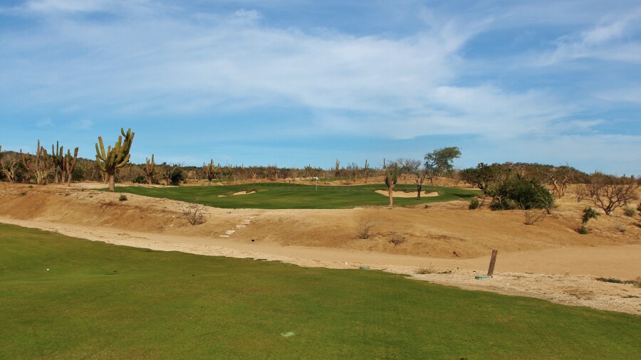 El Cardonal course at Diamante Cabo San Lucas - hole 8