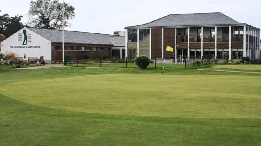 St Clements Golf & Sports Centre: Clubhouse