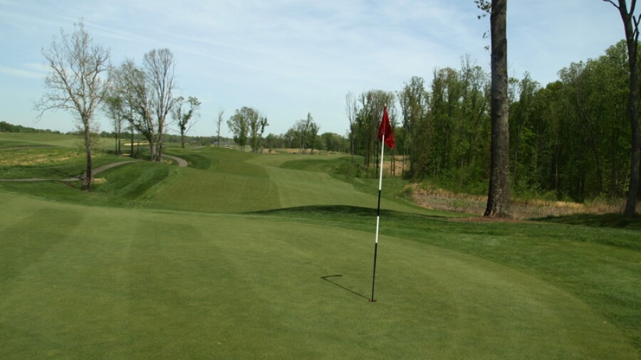 Cannon Ridge Golf Club in Fredericksburg - hole 12