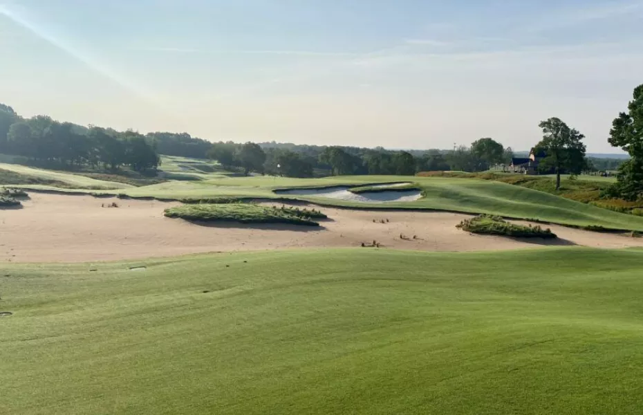 Shangri-La Resort - The Battlefield Par-3: #3