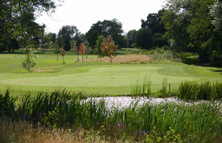 Green and water hazard