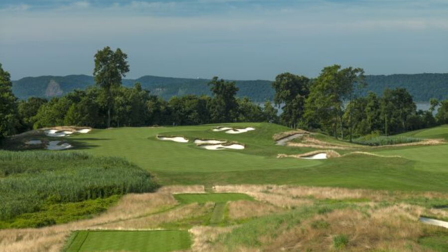 Hudson National GC: #10