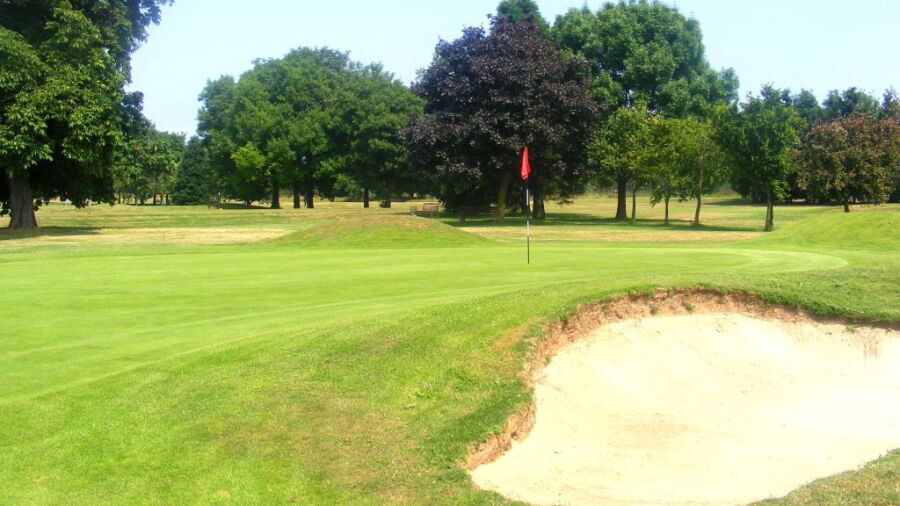 Belhus Park: sand trap