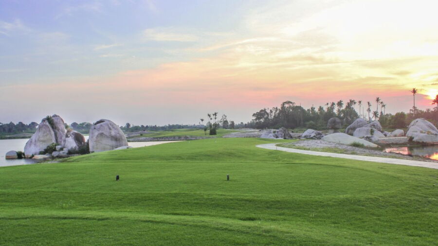 Black Rocks Hotel & GC