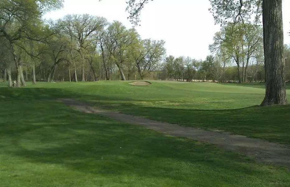 Veenker Memorial GC: #15