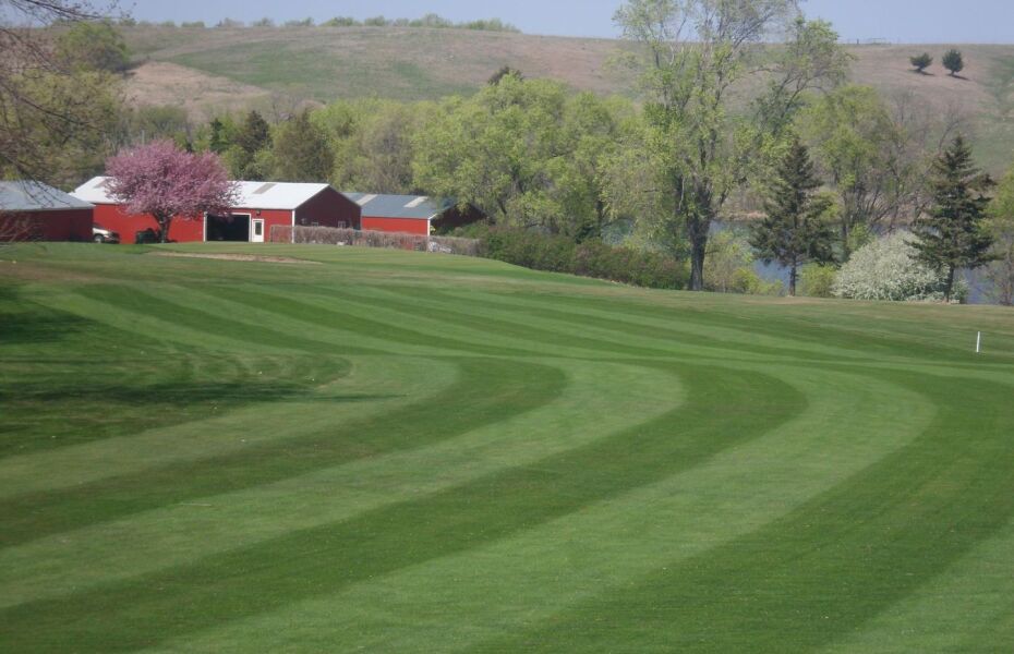 Lake Platte Golf Club in Platte, South Dakota, USA GolfPass