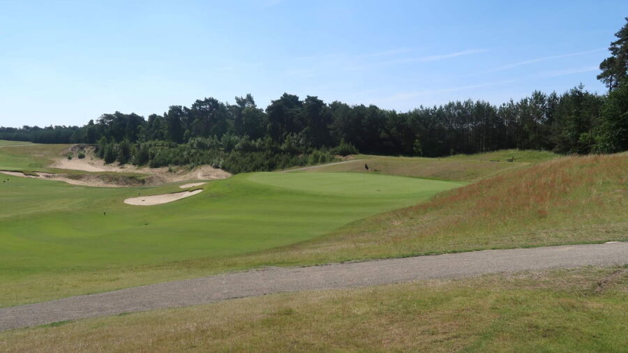 The Links Valley