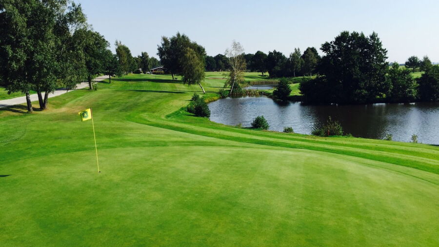 Vinbergs GC - Short: #1