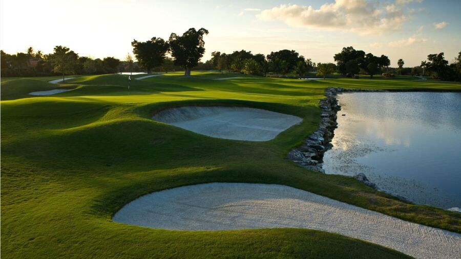 West at Jacaranda GC: #18