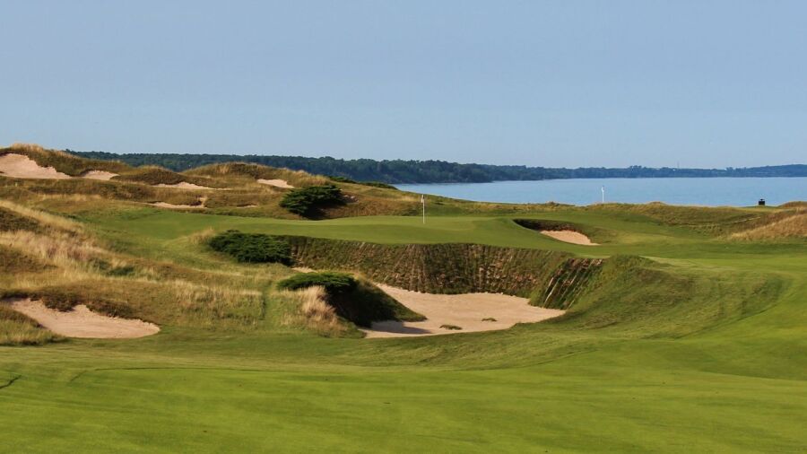 Straits golf course at Whistling Straits - hole 11