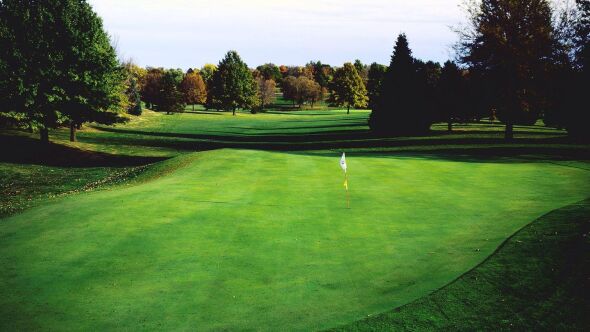 White at Willow Creek GC