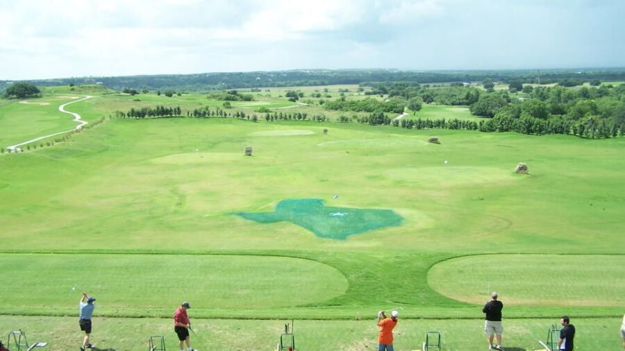 Canyon West GSC: Driving range