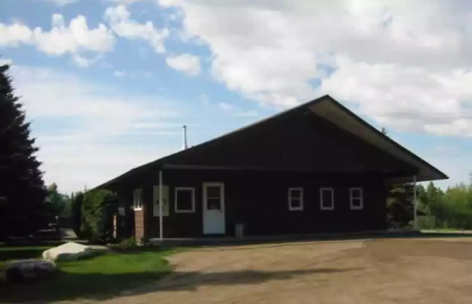 Waldheim Pineridge Clubhouse