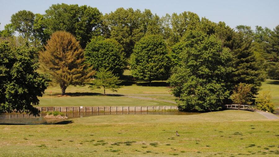 Lakewood CC: #10