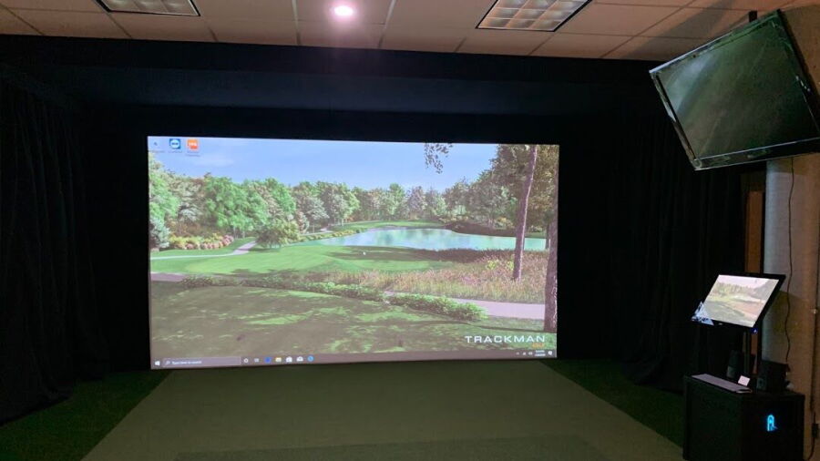 Indoor Golf @ Meridian Fitness