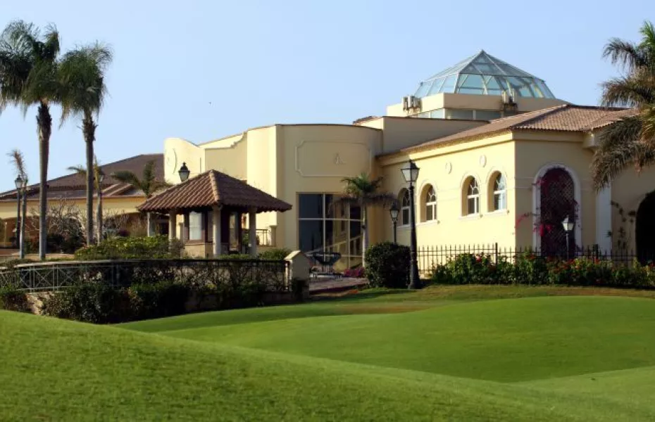 Katameya Heights GTR: Clubhouse