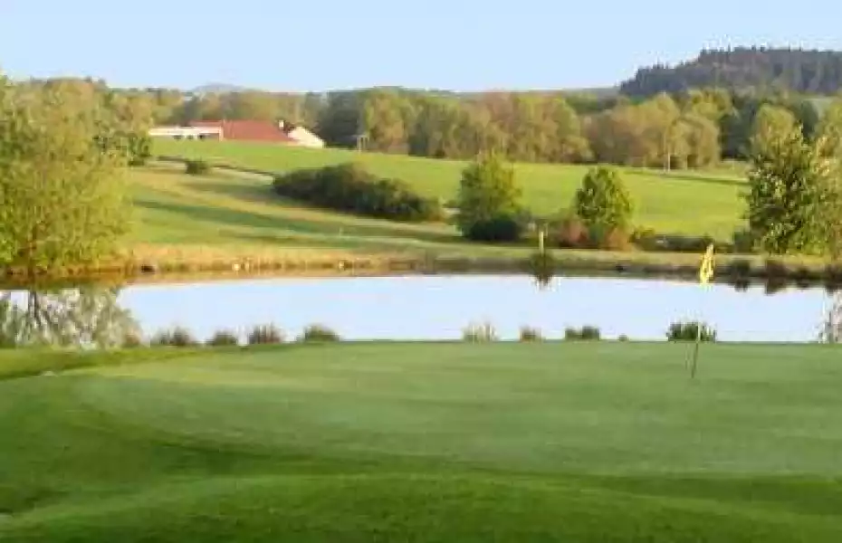 Jura G. Hilzhofen – 9-hole Academy