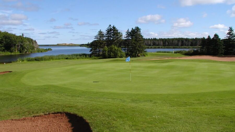 Green Gables GC: green #16