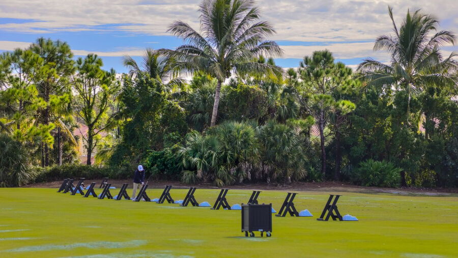 The Plantation GCC: Driving range