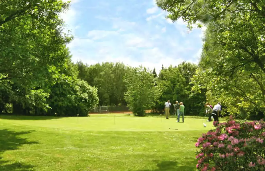 Maasberg GC: practice area