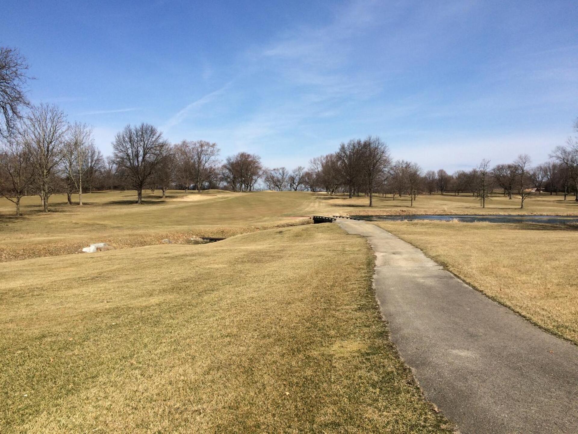 1st tee box Spring almost here! (Photo submitted by HOTSPOTTS on 03/28/2019)