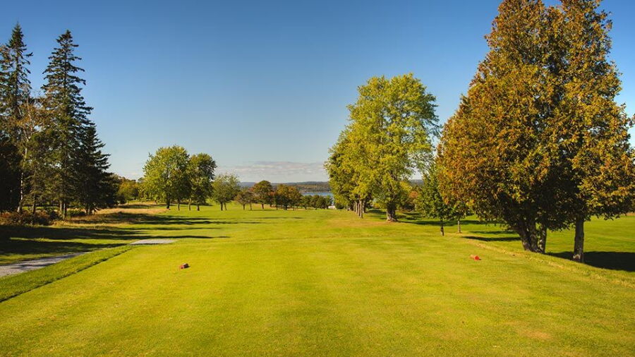 The Riverside CC: #16