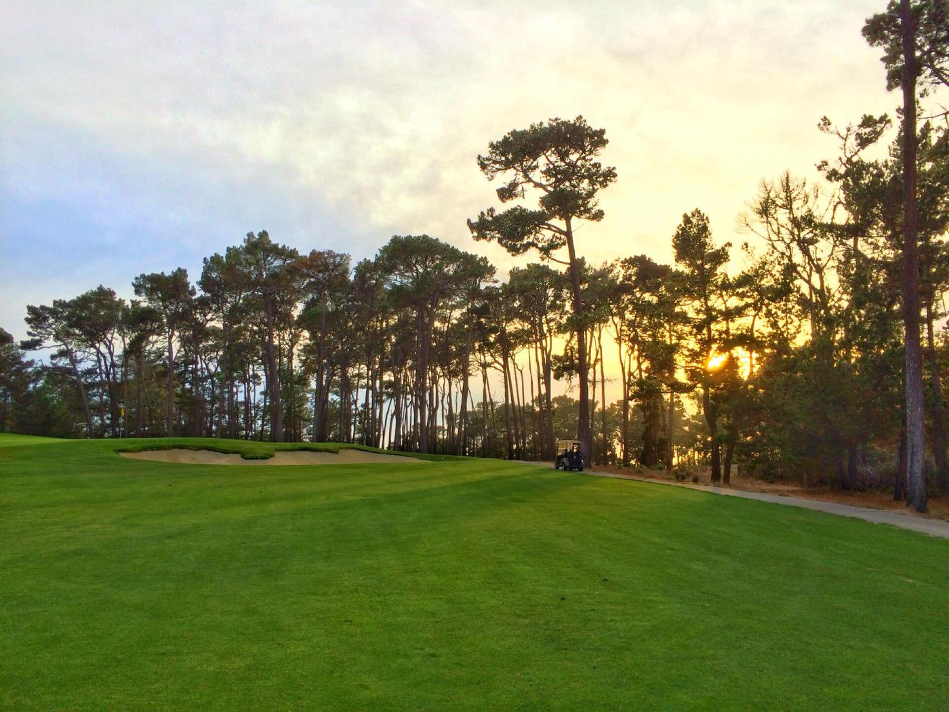 Sunset on the back 9. (Photo submitted by RobSlice on 10/27/2015)