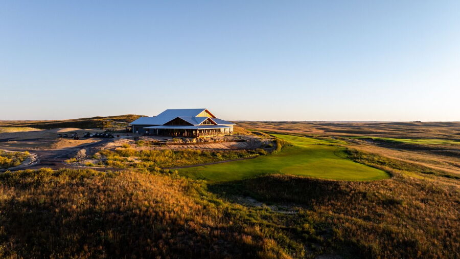 GrayBull GC: Clubhouse