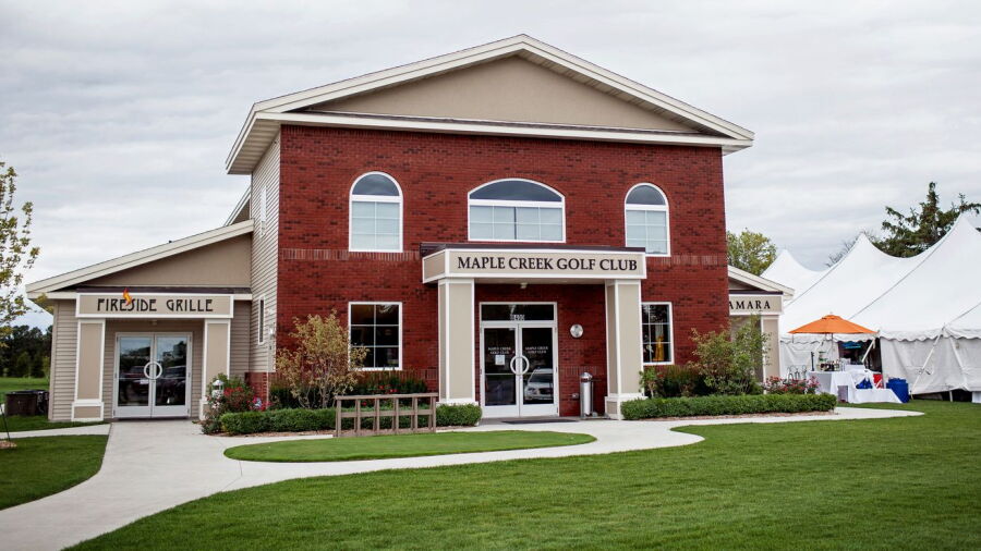 Maple Creek GC: Clubhouse