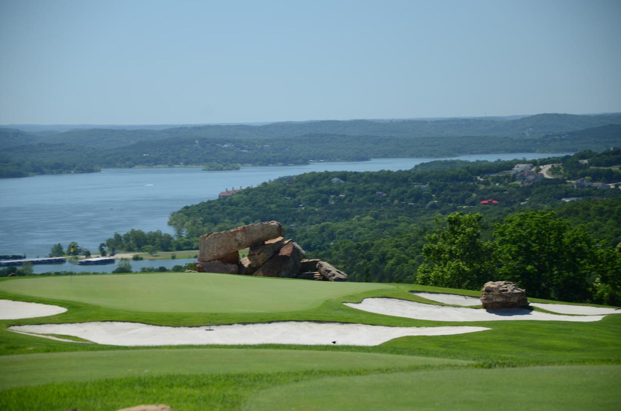 Ninth Hole over looking Top of Rock Lake (Photo submitted by Handicapman88 on 08/19/2016)