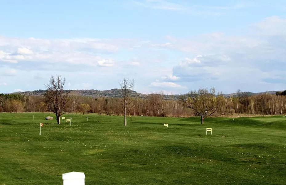 Catamount Club: Driving range