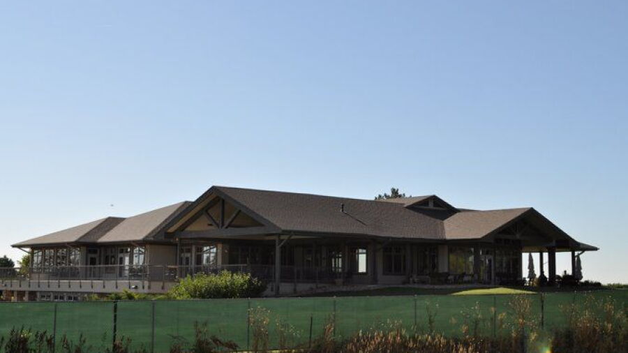 Fox Hill CC: clubhouse