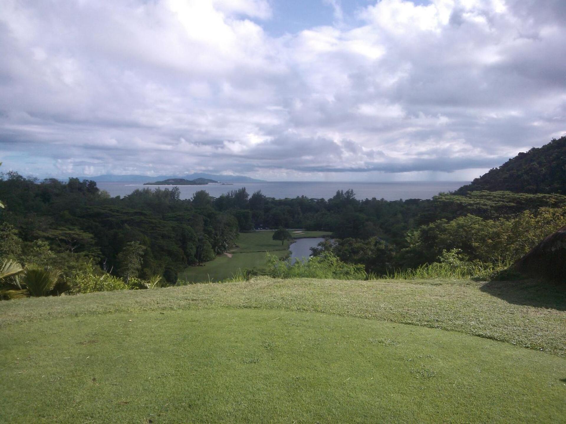 View from the 18th Tee (Photo submitted by Reeboy on 11/21/2016)