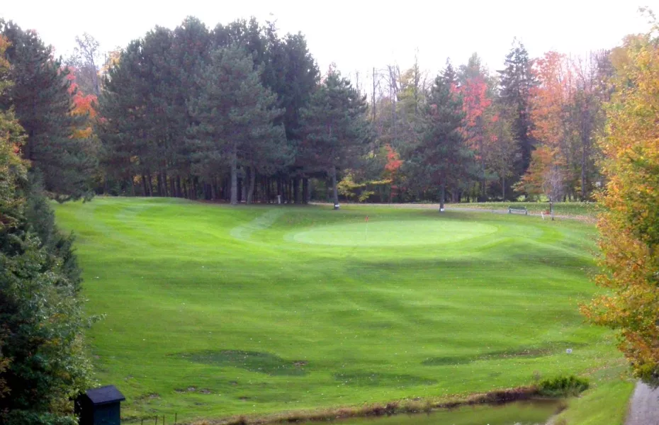 Club de Golf North Hatley: #12