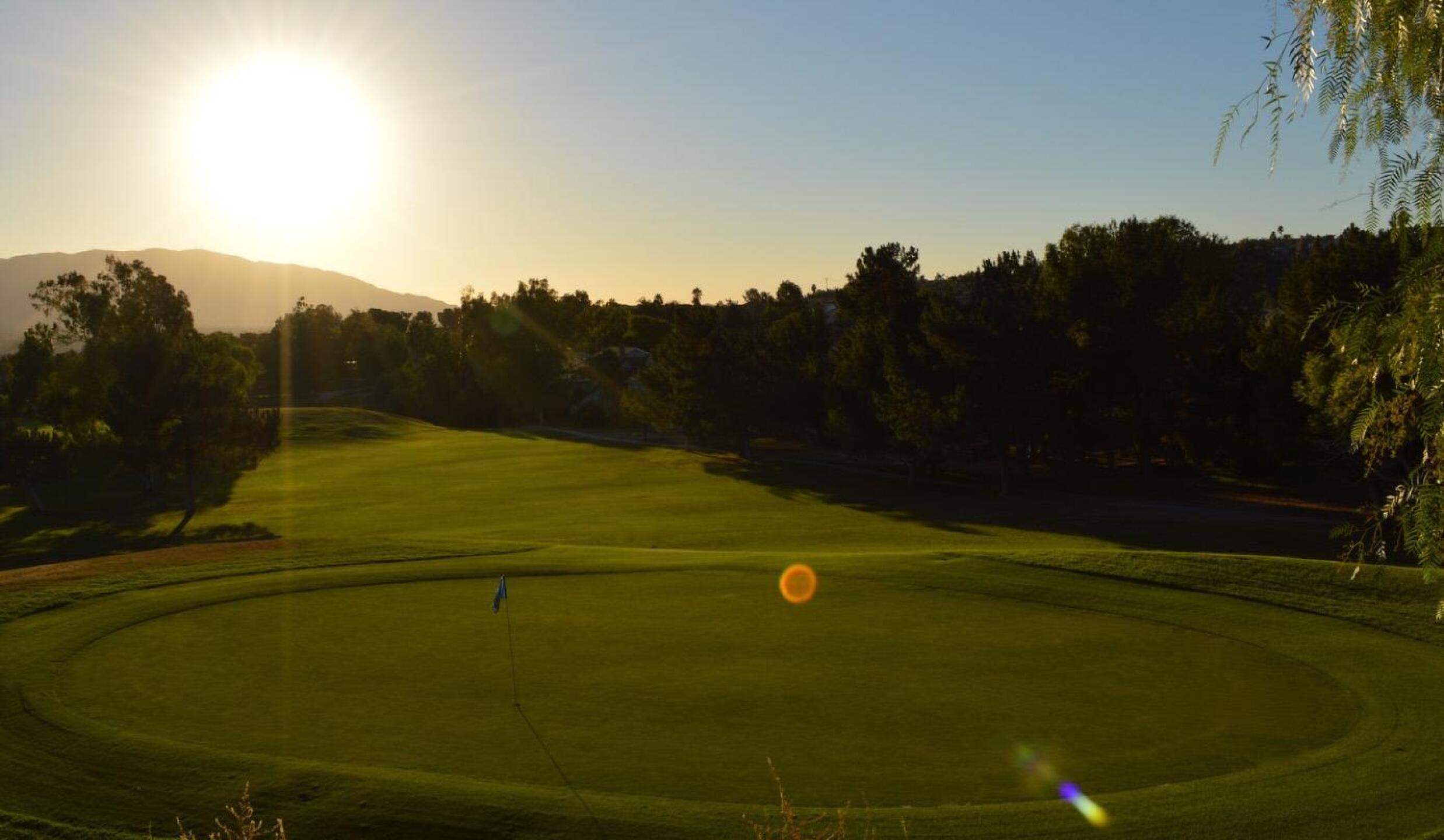 Hole #12 Sunset (Photo submitted by bryanegarcia on 11/15/2016)