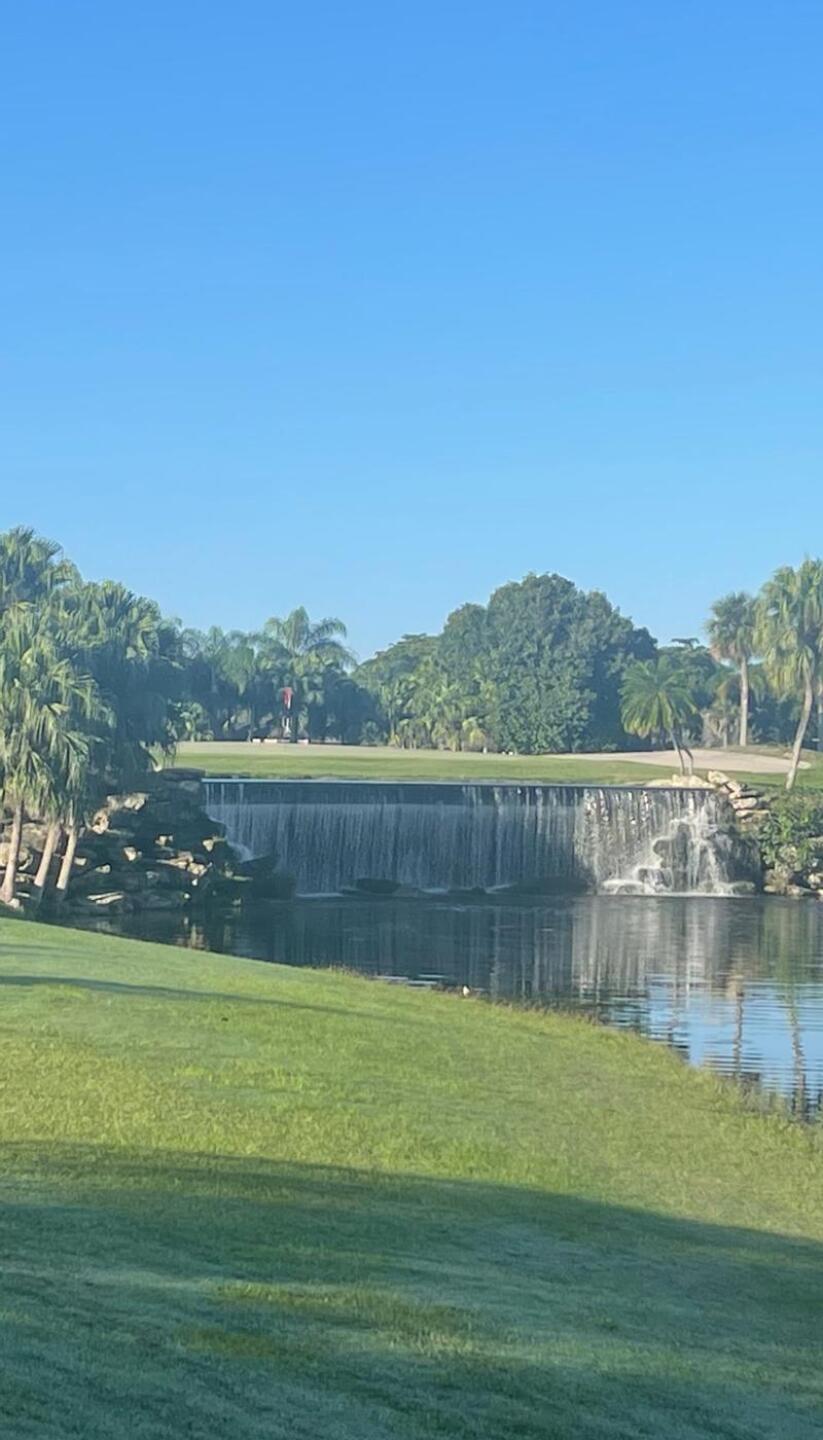 Waterfall (Photo submitted by BExP8dA7HEMLo8FmHyVo on 11/22/2023)