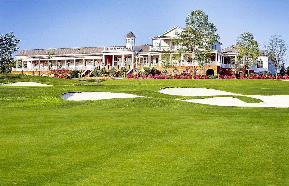 The Club Chancellors Red/Black Course in Statham,