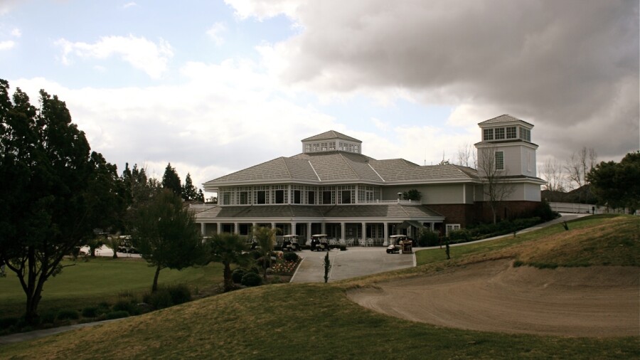 Carmel Mountain Ranch Country Club in San Diego - clubhouse