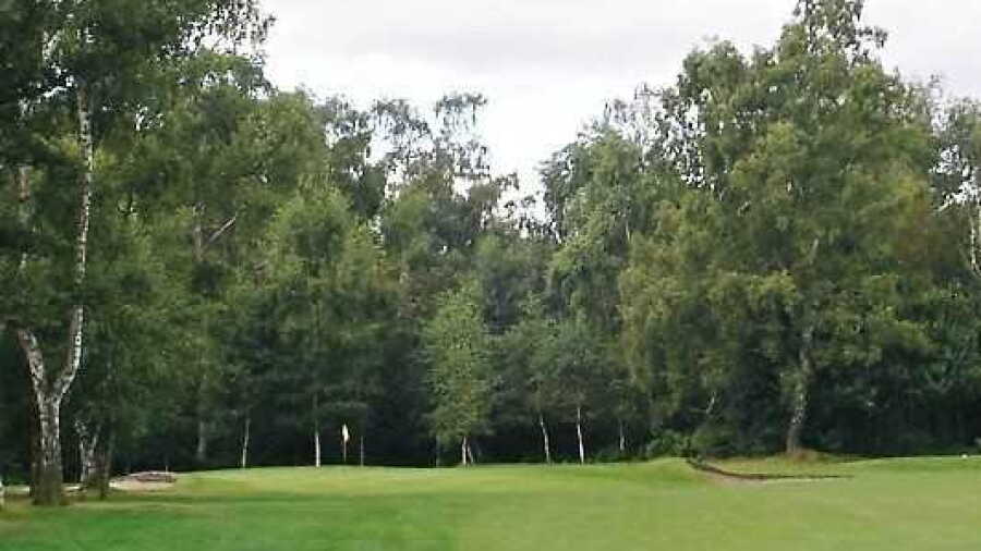 Flat fairway at Ashby Decoy