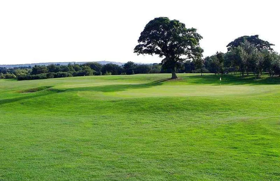 Crow Nest Park GC: #7