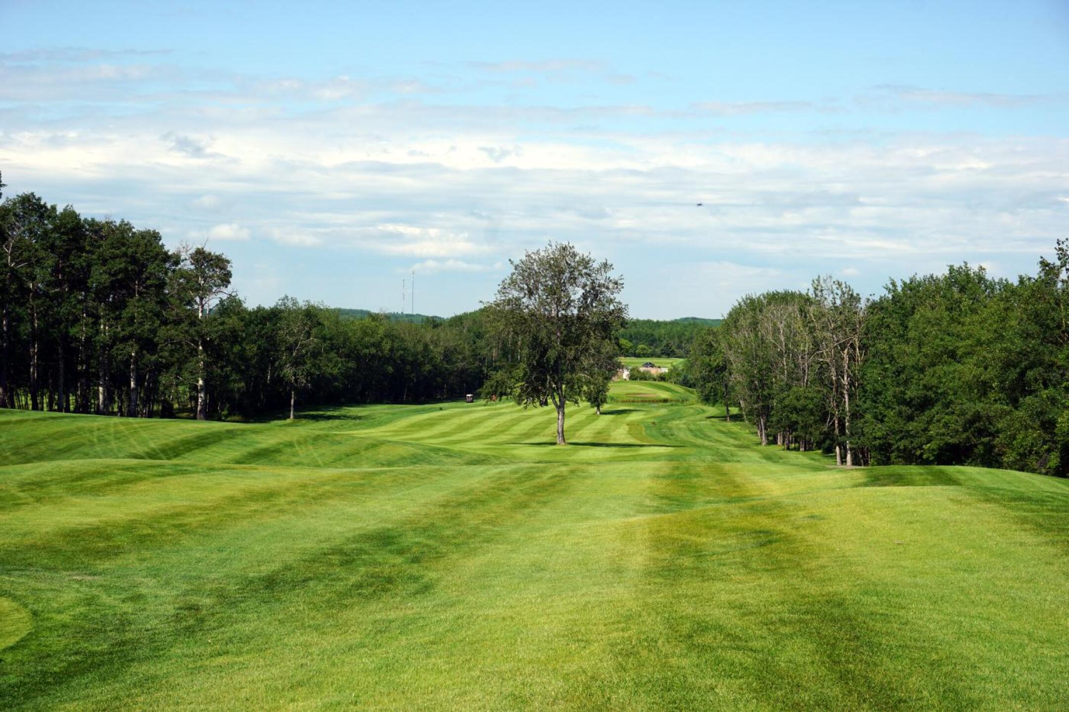 Grand Centre G&CC, Hole 14, Par 5, 483 yds (Photo submitted by DYakimec on 06/25/2019)