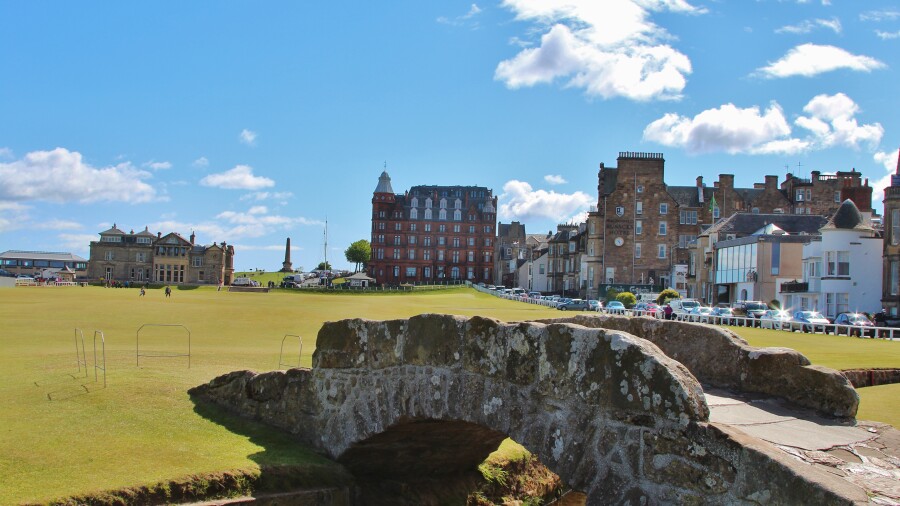 Old Course at St. Andrews - Swilcan Bridge