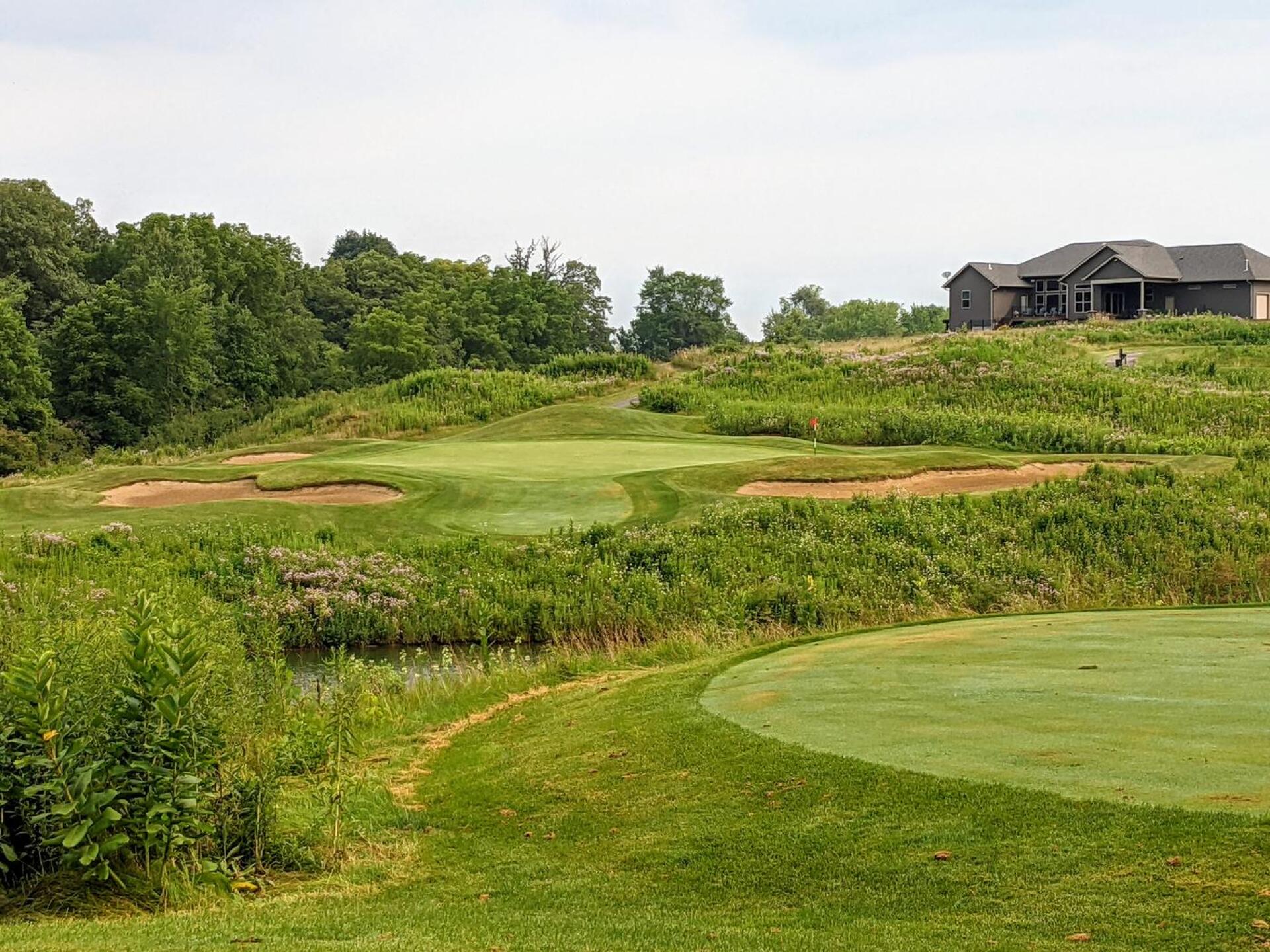 The par 3 fourth is the best par 3 on the course (Photo submitted by GolferJake78 on 07/30/2021)