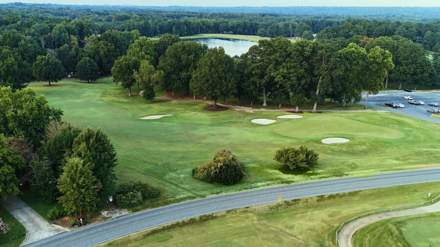 Colonial CC