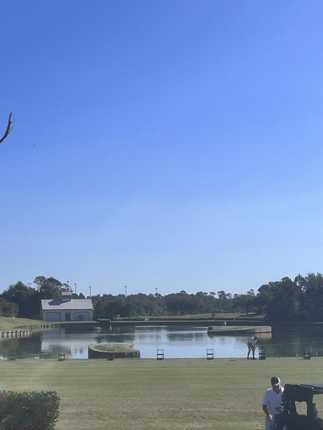 Driving range!!! (Photo submitted by Artdubriel on 11/08/2023)