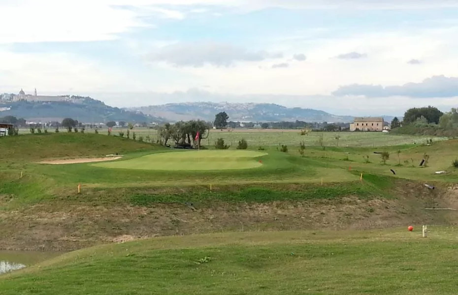 Golf Village - Pitch & Putt